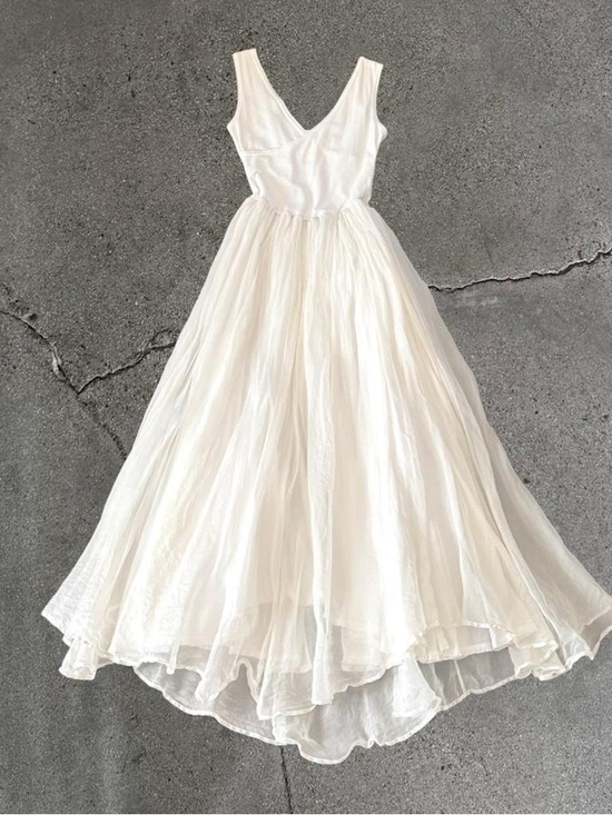 Vintage Dresses & Skirts - Vintage Ethereal White V-Neck Maxi Fairy Dress